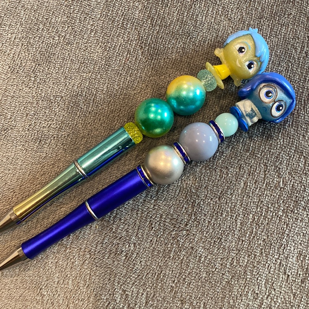 Disney Doorables Inside Out Sunny & Sadness Beaded pens w/ink refills